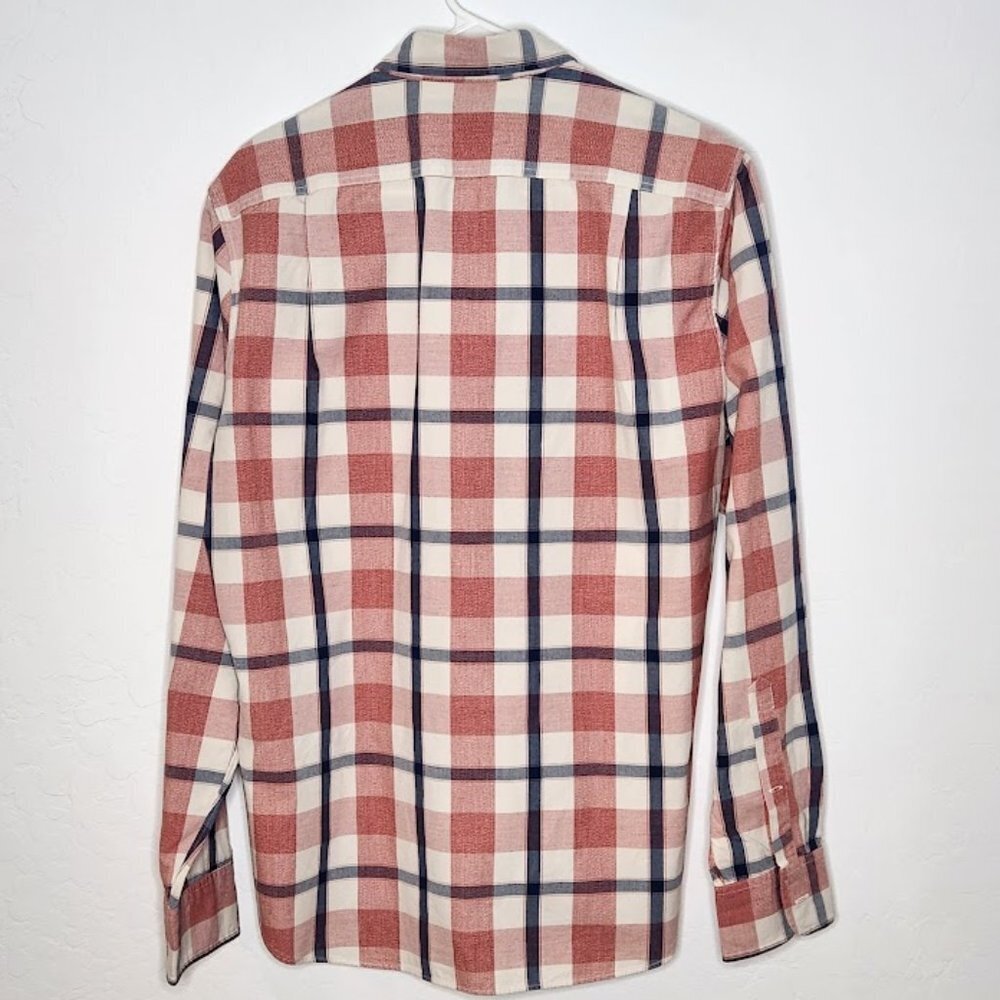 J. Crew Men's Long Sleeve Button Down Size Med - Picture 4 of 6